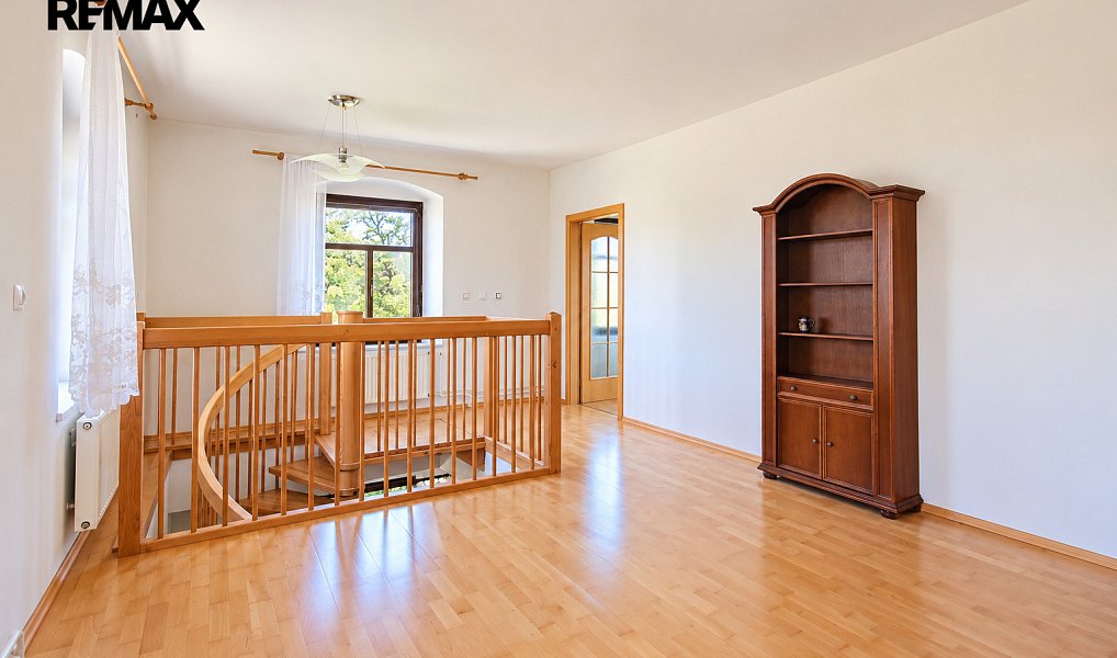 Prodej domu 200 m² s pozemkem 910 m², Kájov – náhled fotky 29