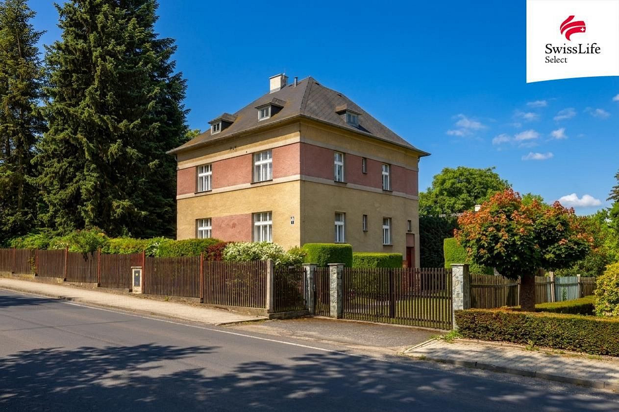 Prodej domu 513 m² s pozemkem 2 055 m²