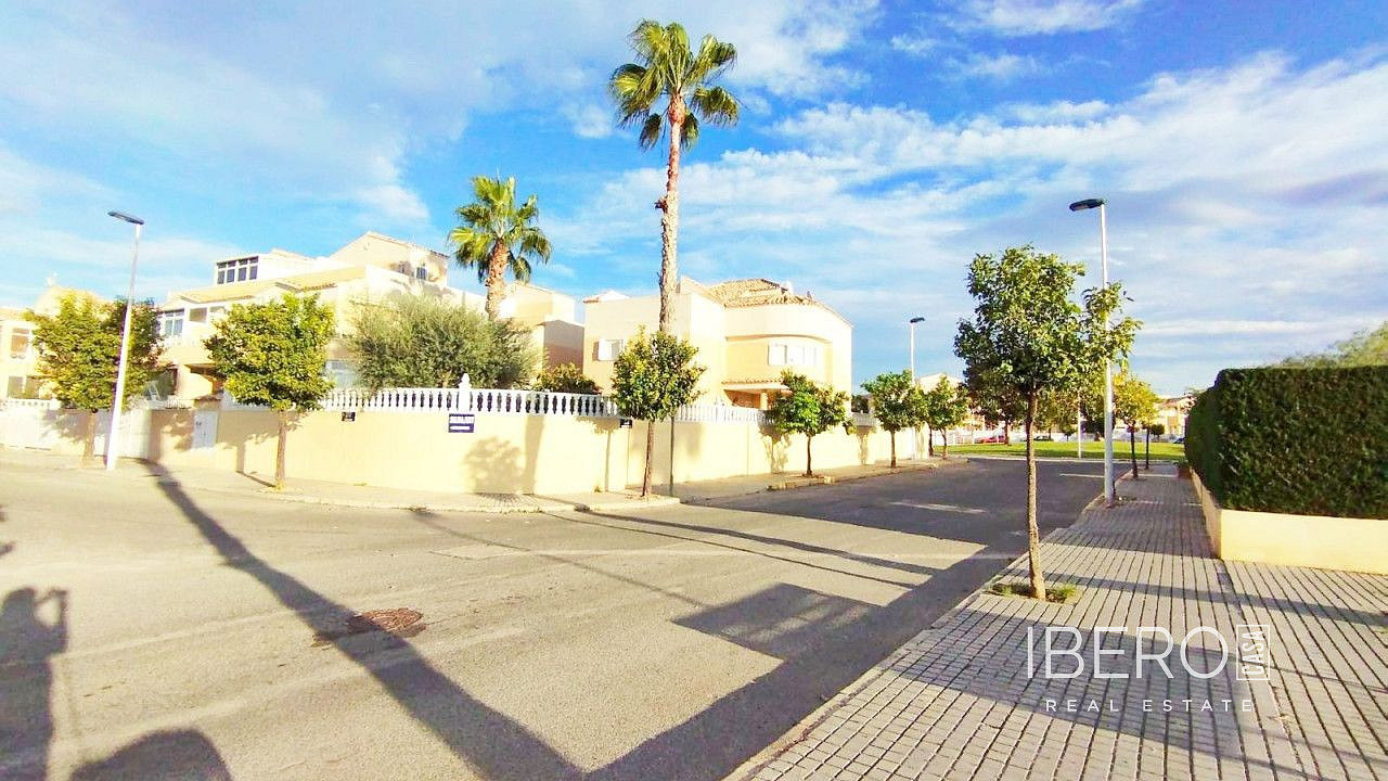 Casa 7+kk – Alacant / Alicante, les Carolines Altes, l'Alacantí - Vista 3