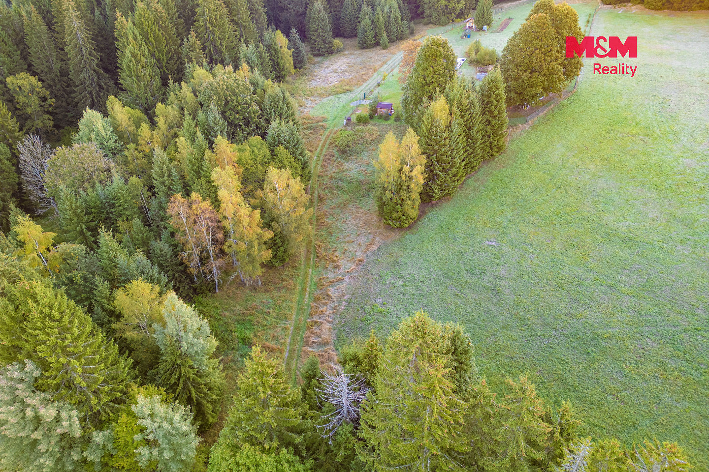 Prodej pozemku 1 204 m² – fotografie 2