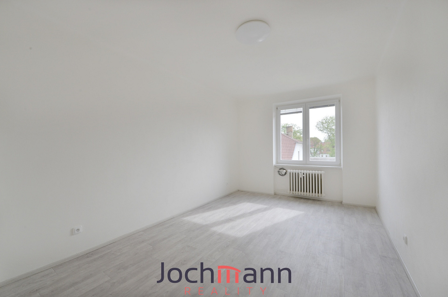 Pronájem bytu 2+1 52 m² – pohled 3