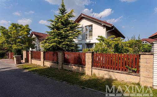 Prodej domu 200 m² s pozemkem 453 m², Měšická, Bašť, okres Praha-východ