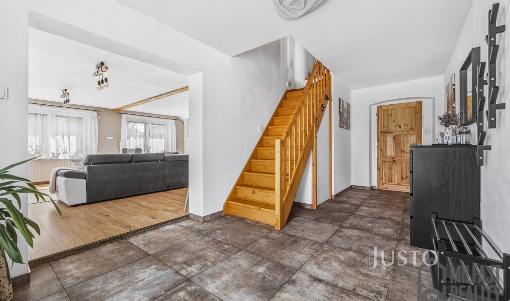 Prodej domu 205 m² s pozemkem 1 469 m², Jindřichovice pod Smrkem – náhled fotky 11