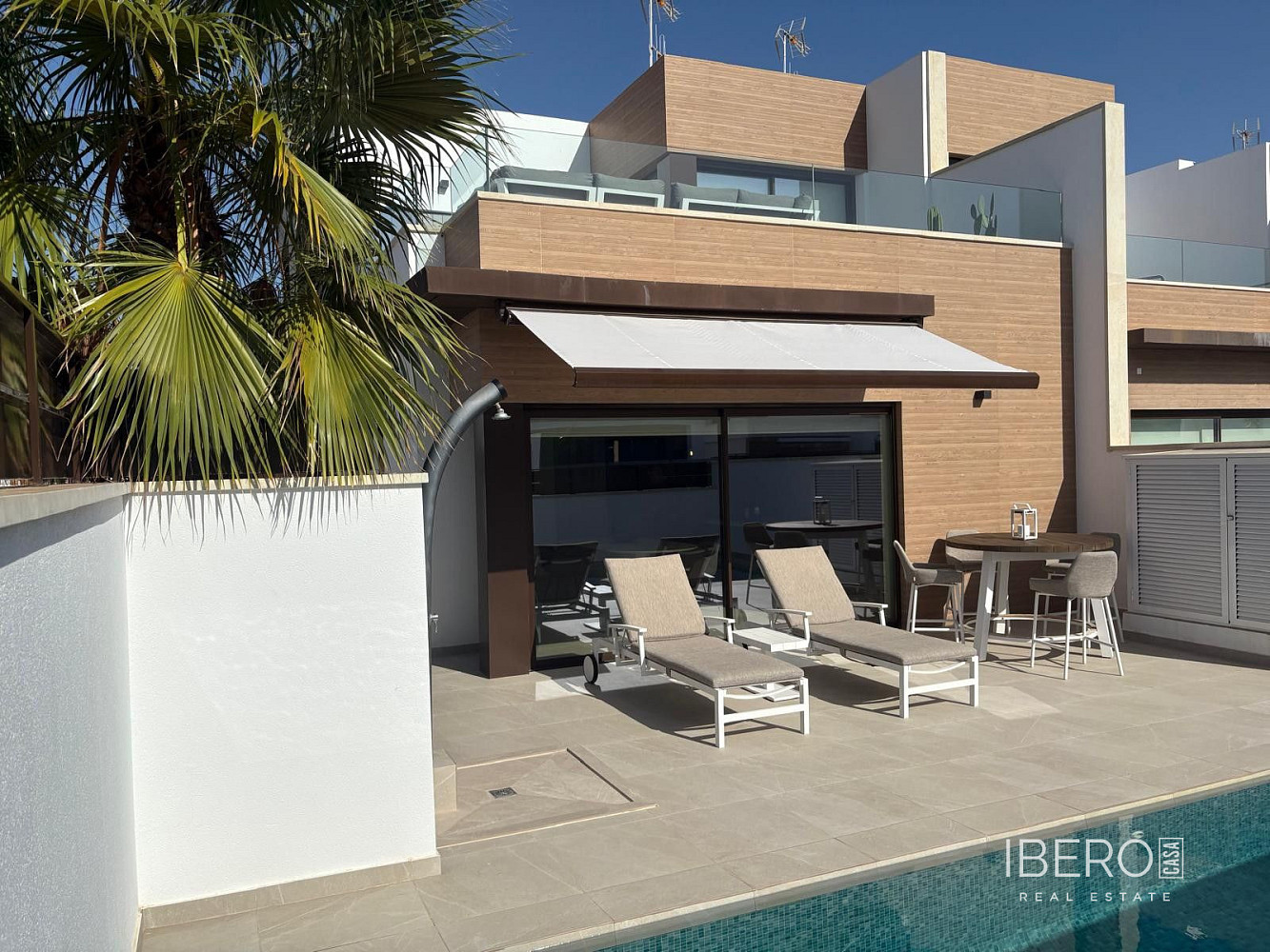Prodej domu 175 m² s pozemkem 220 m²