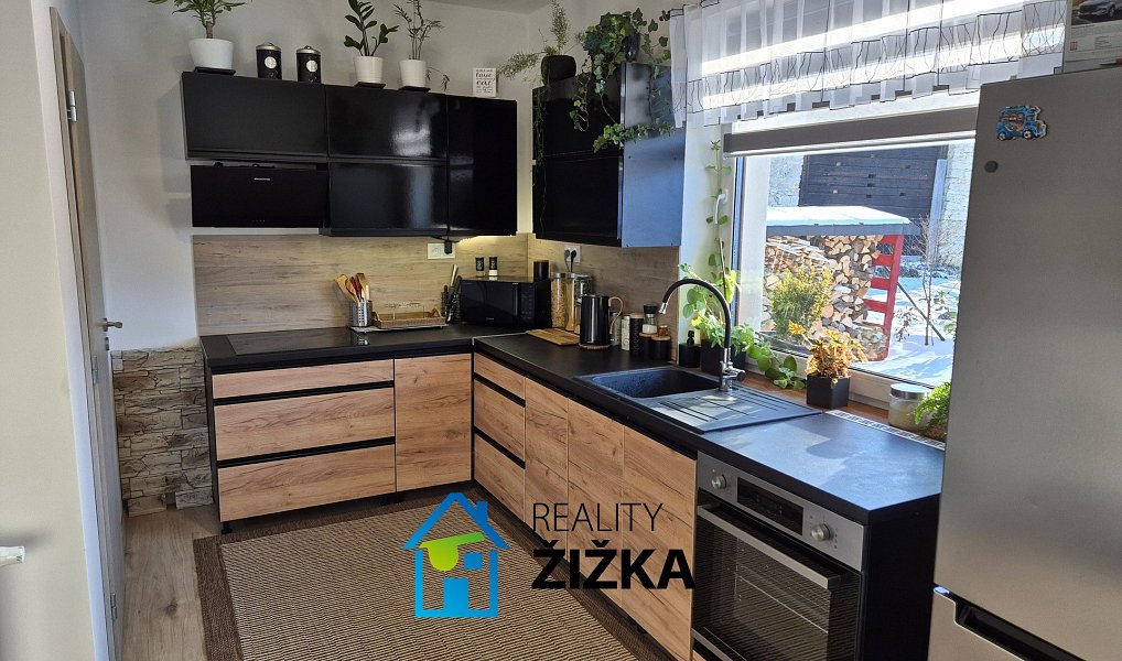Prodej domu 106 m² s pozemkem 437 m², Sklené – náhled fotky 7