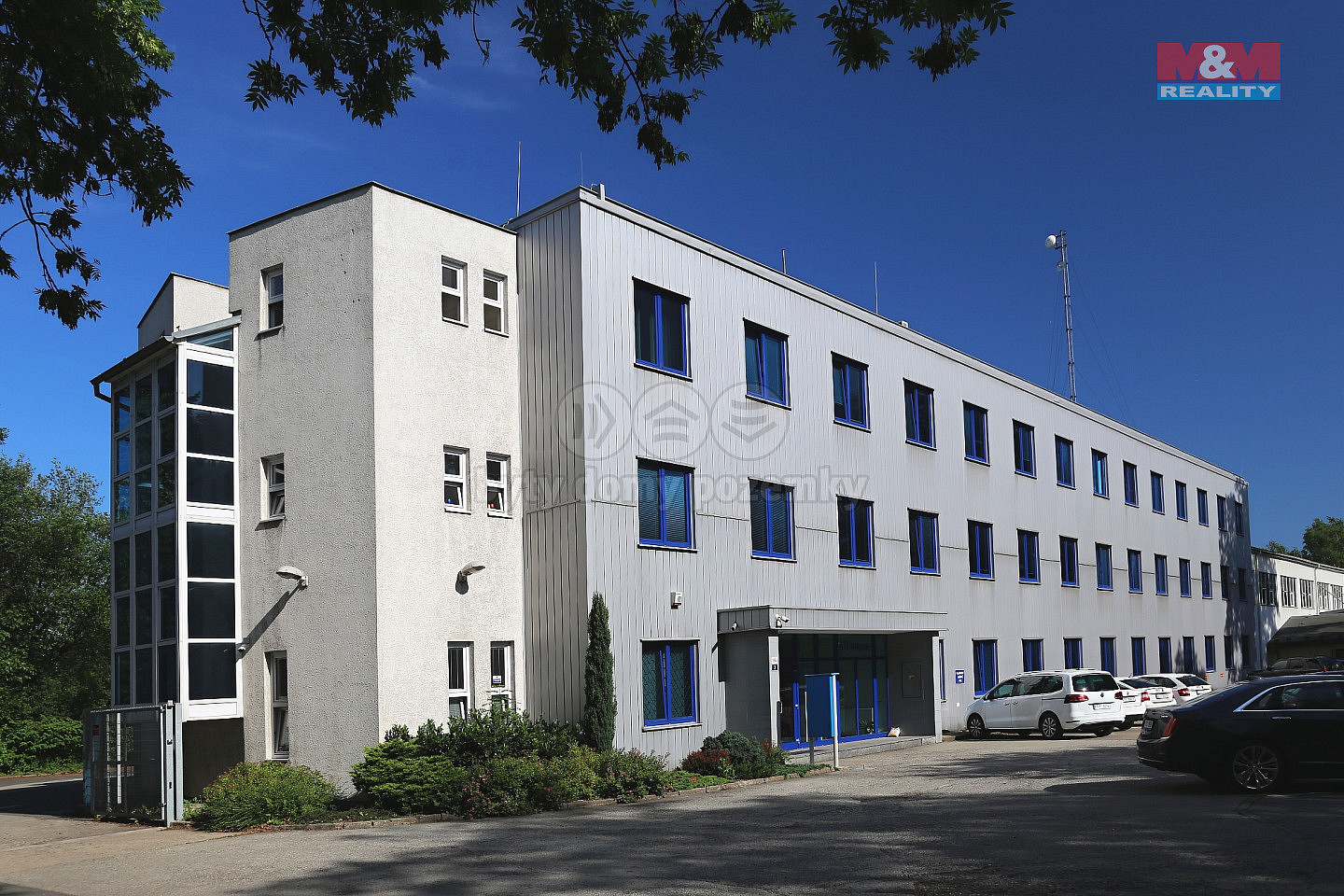 Pronájem skladovacích prostor 1 095 m²