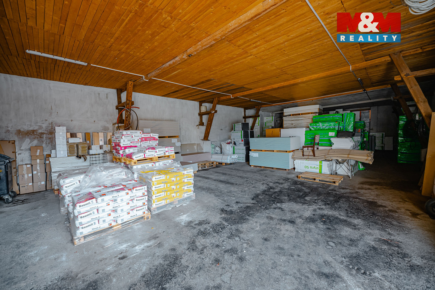 Prodej obchodních prostor 900 m² — photo 3