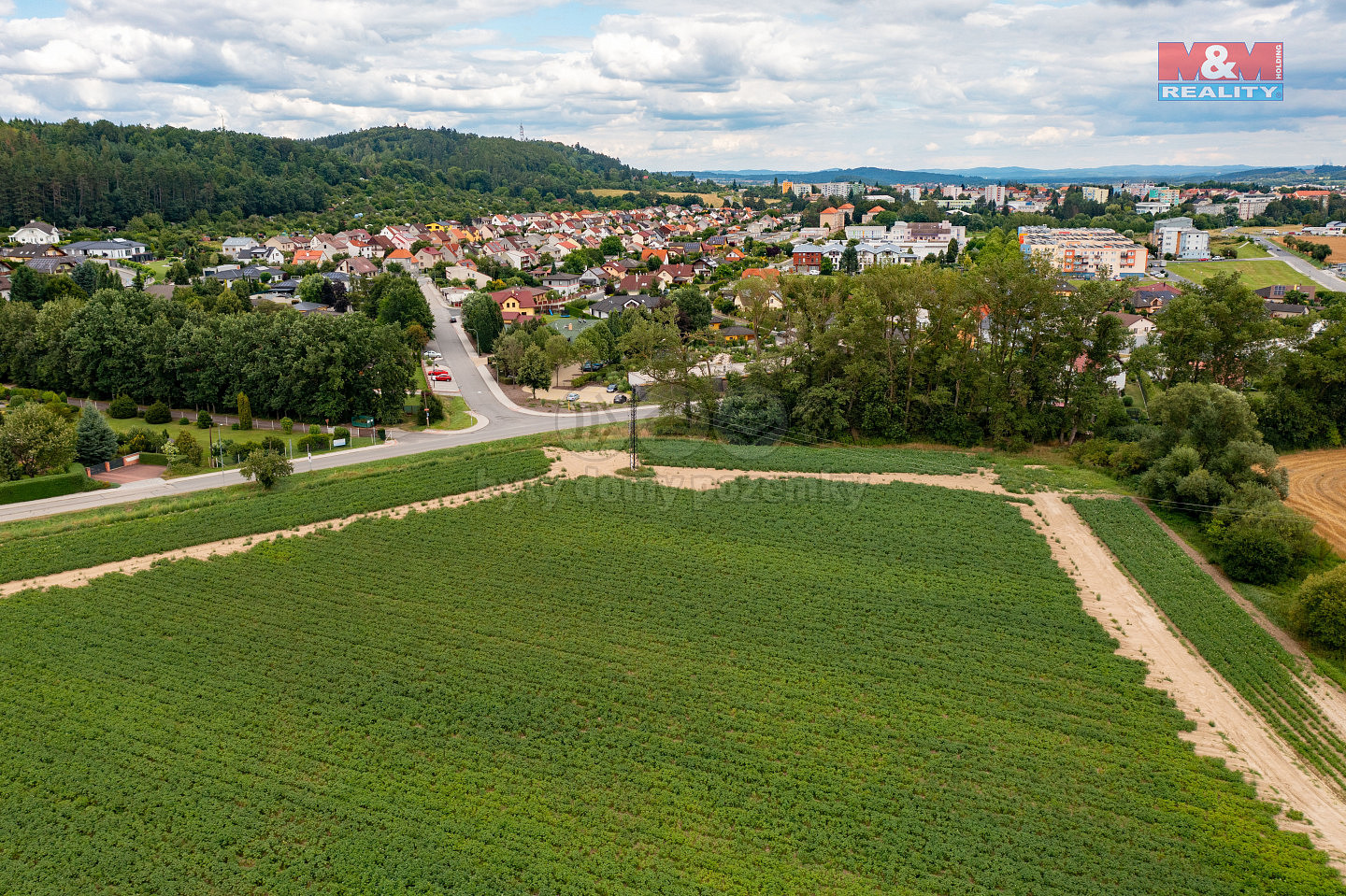 Prodej stavebního pozemku 3 253 m² – fotografie 2