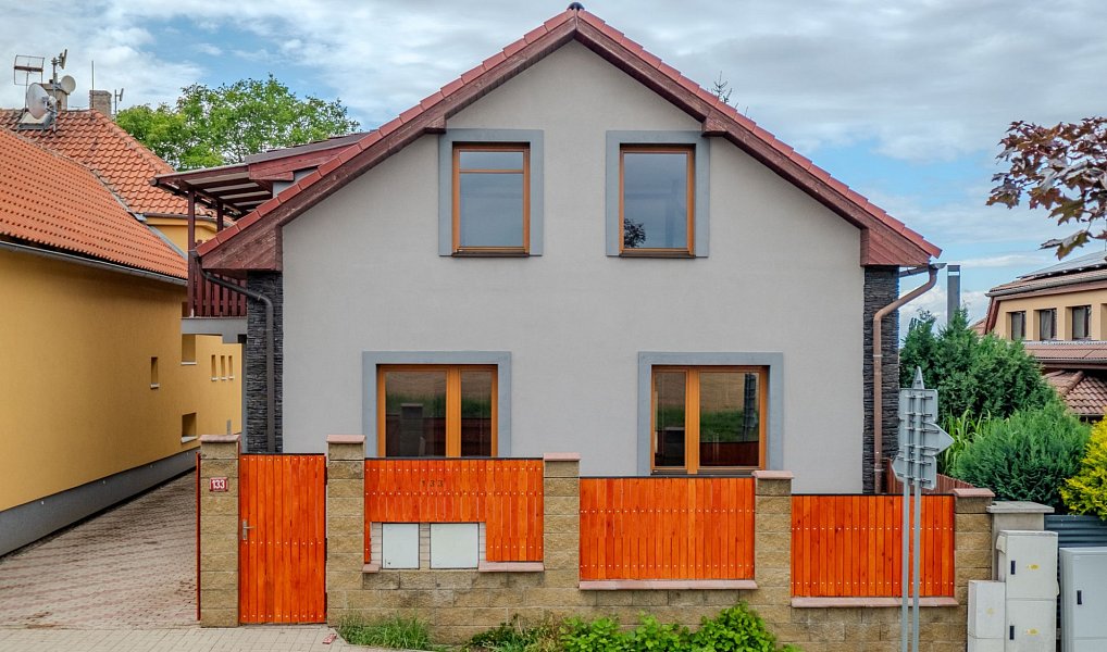 Prodej domu 181 m² s pozemkem 656 m², Vrbčany – náhled fotky 2