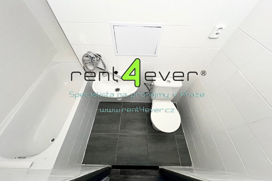 Pronájem bytu 1+kk 23 m² — photo 2