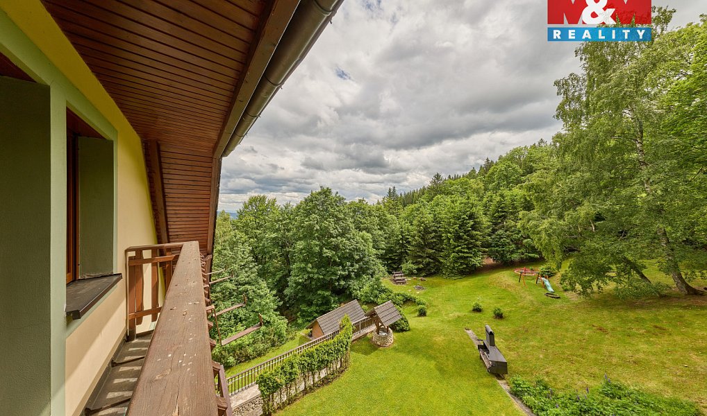 Prodej ubytovacího objektu 1 000 m², Vrchlabí – náhled fotky 14
