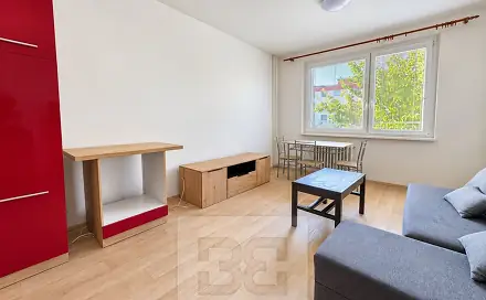 Pronájem bytu 2+kk 36 m², U Trojáku, Zlín