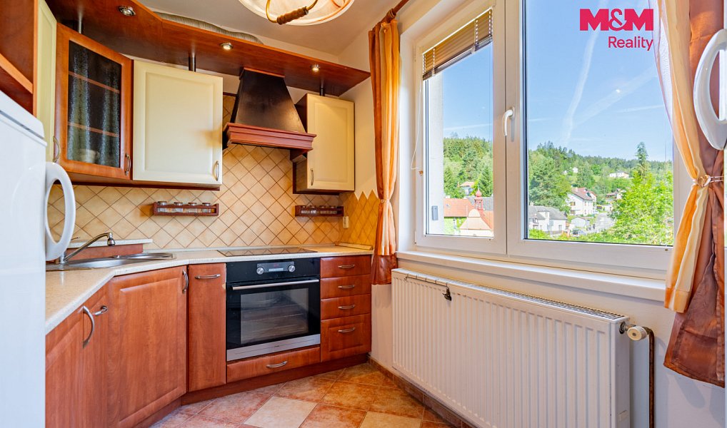 Prodej bytu 4+1 70 m², Větřní – náhled fotky 3