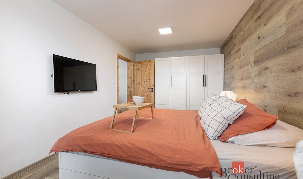 Prodej bytu 4+kk 100 m², Opava – náhled fotky 12