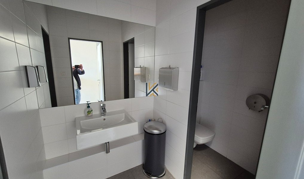 Pronájem kanceláře 313 m², Praha – náhled fotky 5