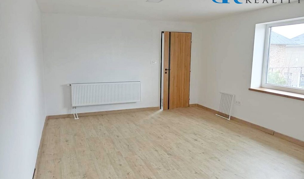 Prodej nájemního domu, činžáku 670 m², Radslavice – náhled fotky 10