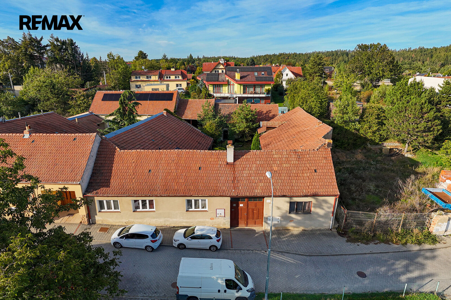 Prodej domu 427 m² s pozemkem 858 m² – fotografie 2