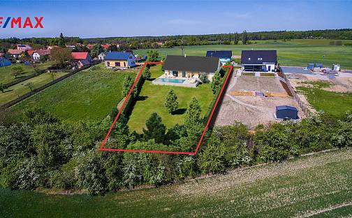 Prodej stavebního pozemku 3 036 m², Jizbice, okres Nymburk