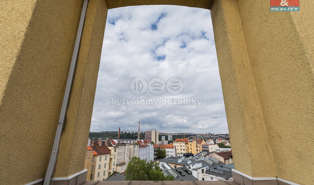 Pronájem bytu 5+1 160 m², Praha – náhled fotky 23