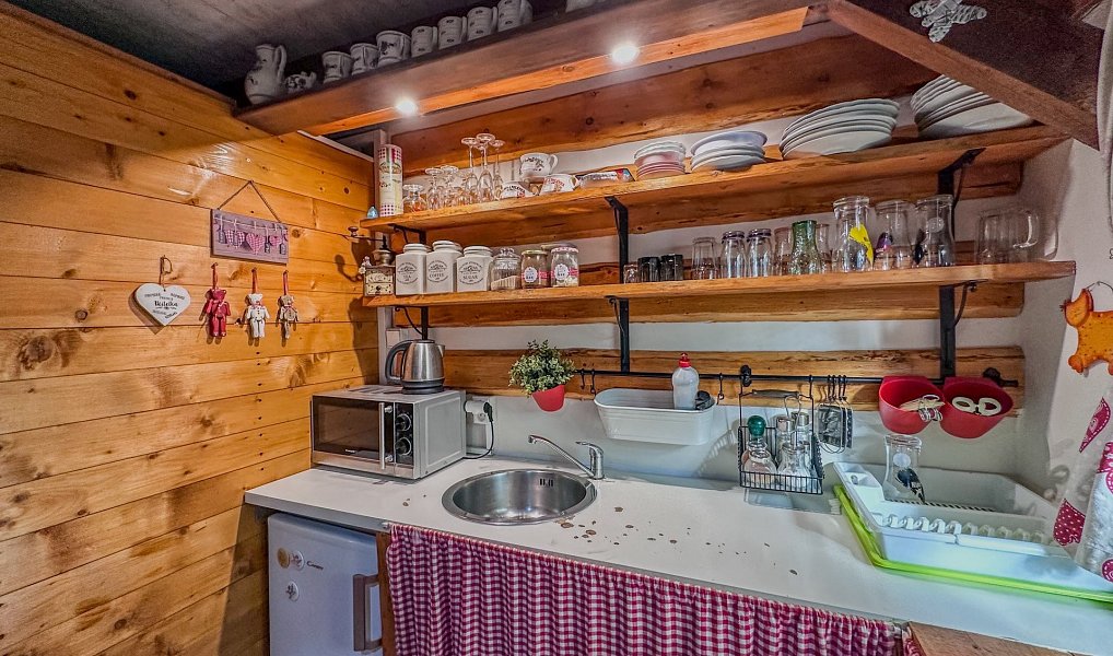 Prodej chaty/chalupy 50 m² s pozemkem 265 m², Chrást – náhled fotky 13