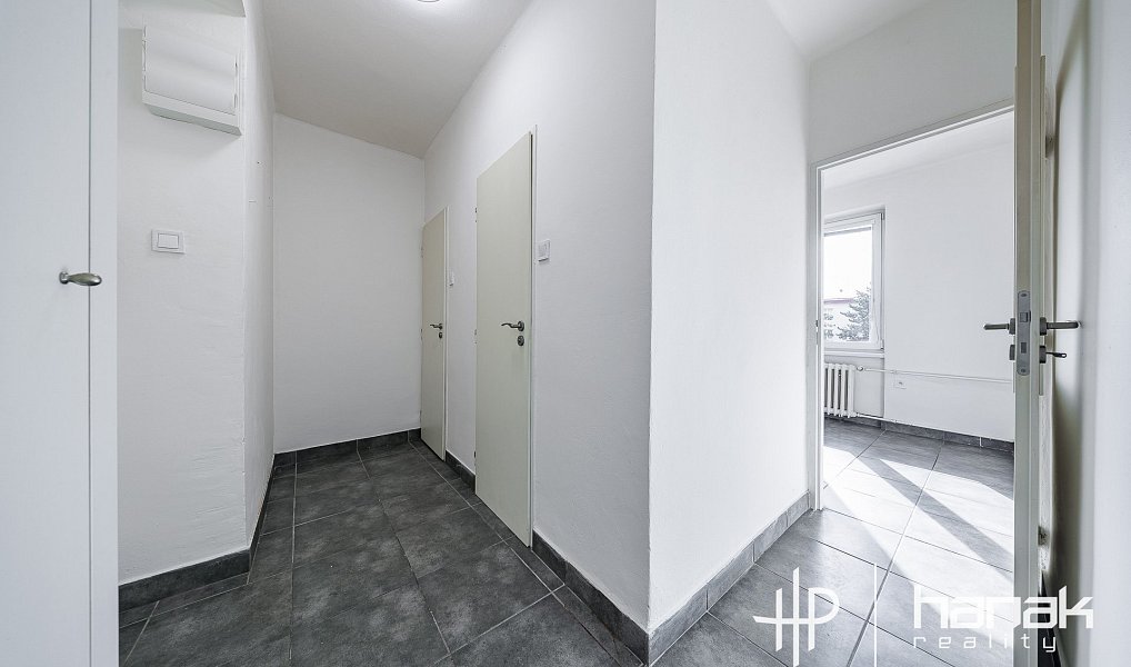 Pronájem bytu 1+1 34 m², Olomouc – náhled fotky 4