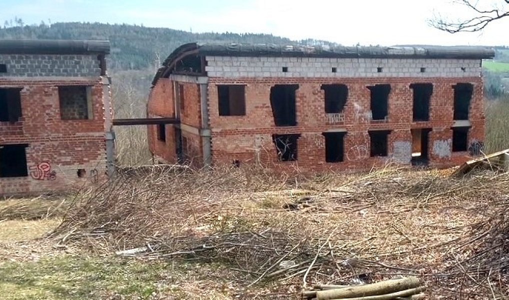 Prodej stavebního pozemku 17 359 m², Sázava – náhled fotky 6