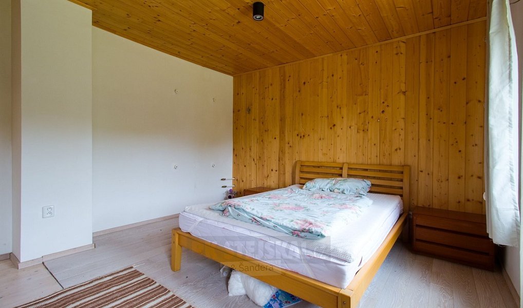 Prodej domu 410 m² s pozemkem 157 m², Moldava – náhled fotky 3