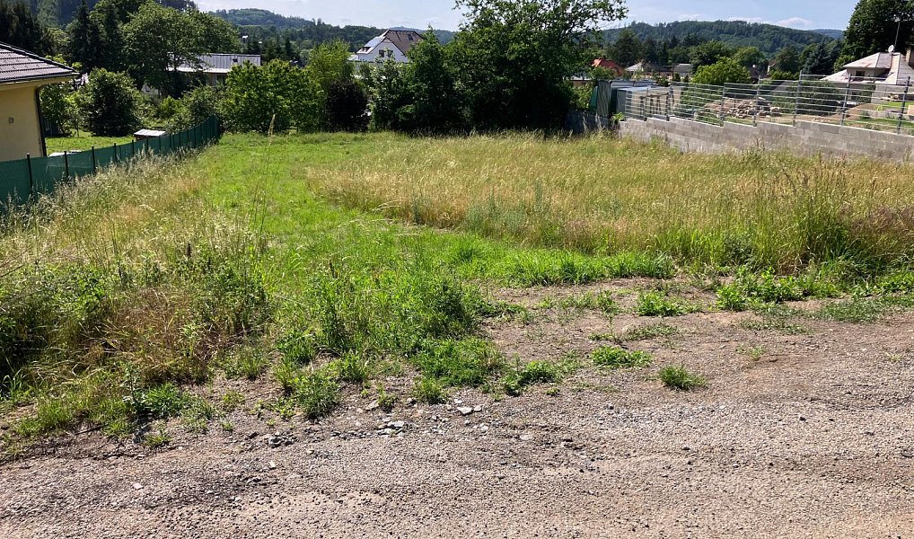 Prodej stavebního pozemku 1 152 m², Nespeky – náhled fotky 2