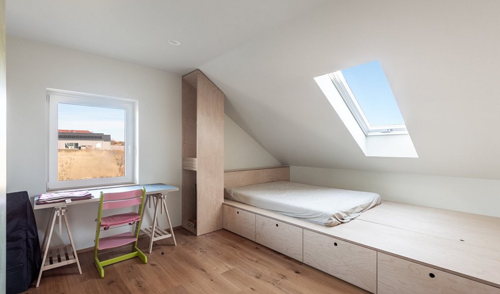 Prodej domu 336 m² s pozemkem 1 240 m², Líšnice – náhled fotky 20