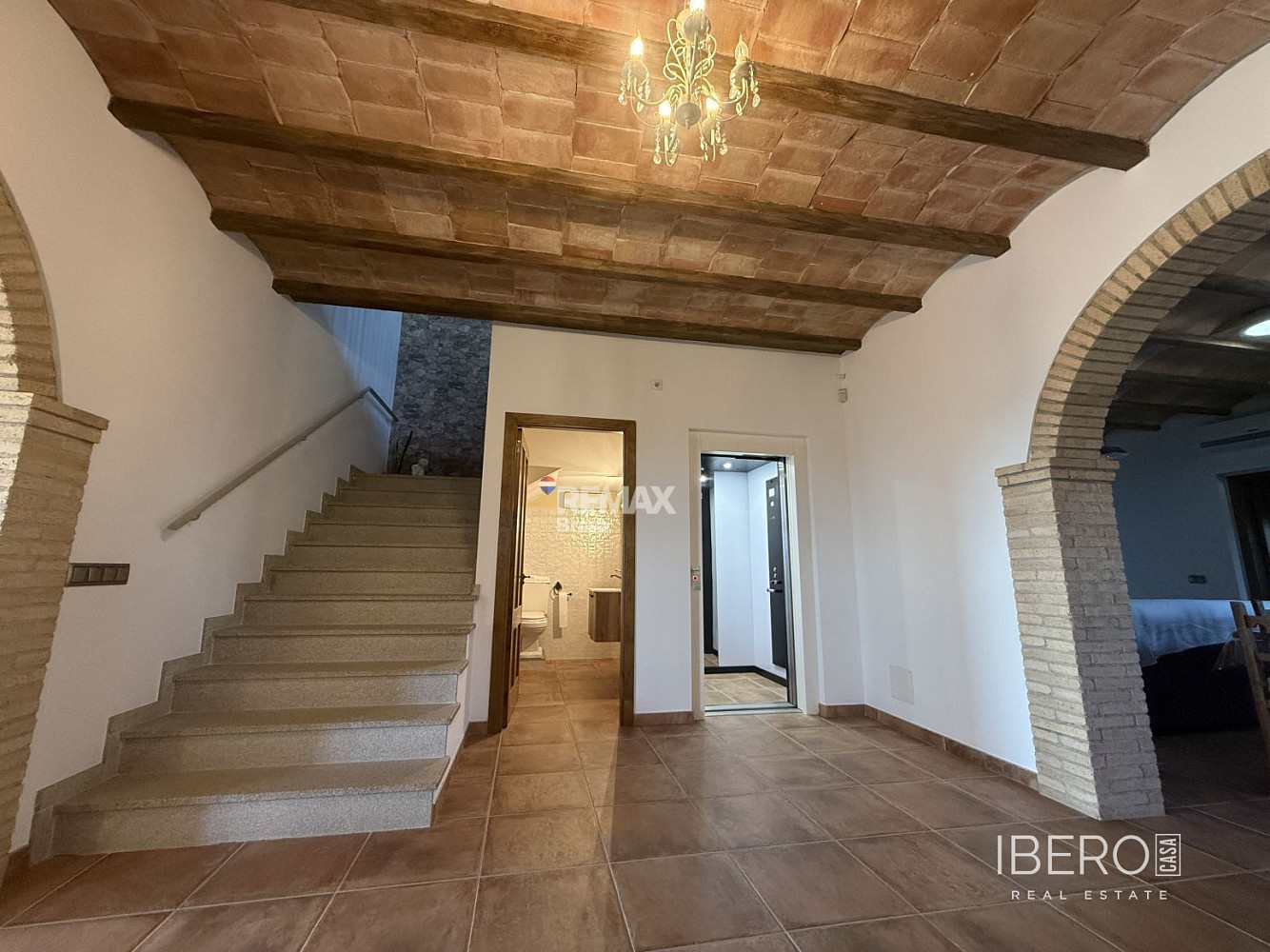 Prodej domu 230 m² s pozemkem 30 627 m²