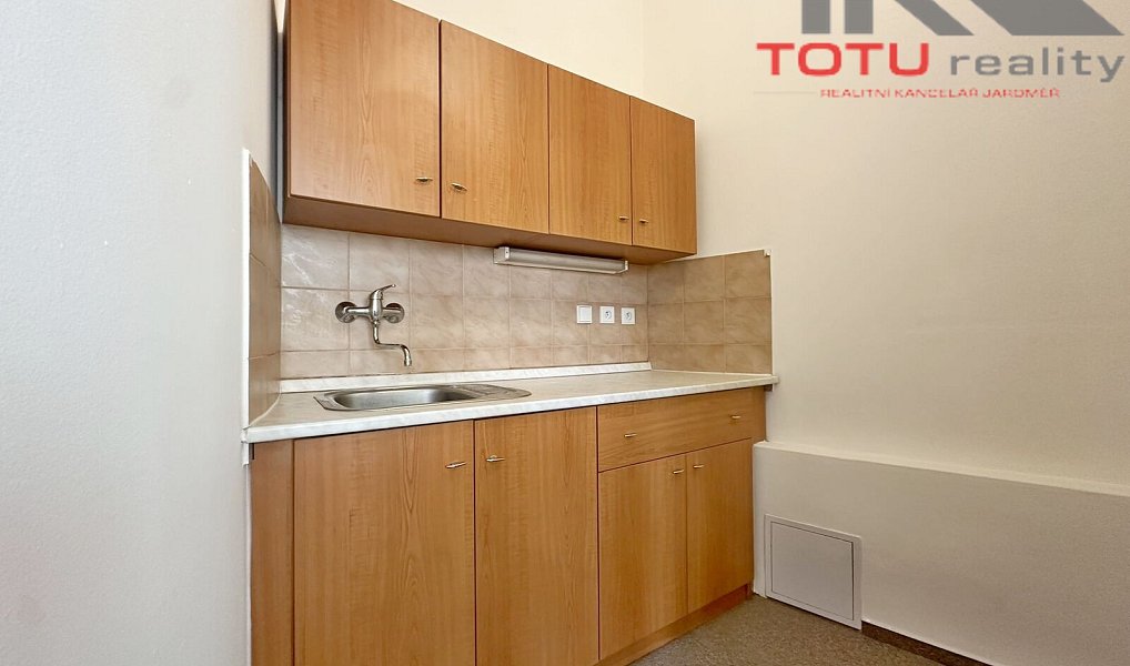 Pronájem kanceláře 71 m², Chrudim – náhled fotky 7