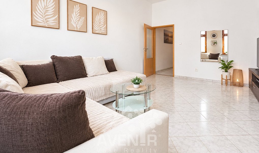 Pronájem bytu 2+1 54 m², Liberec – náhled fotky 3