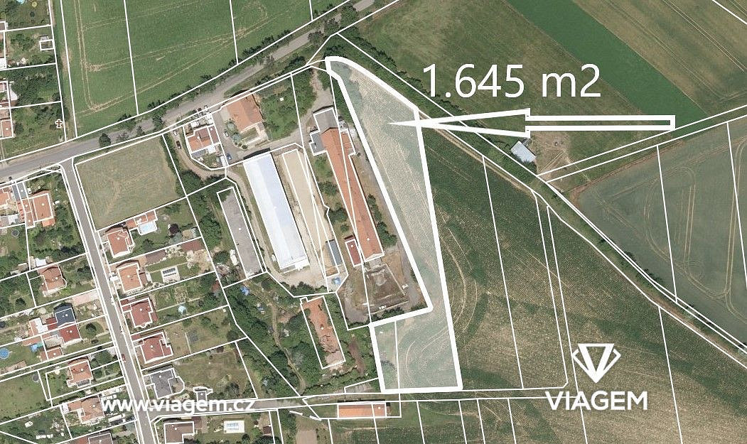 Prodej stavebního pozemku 1 644 m²