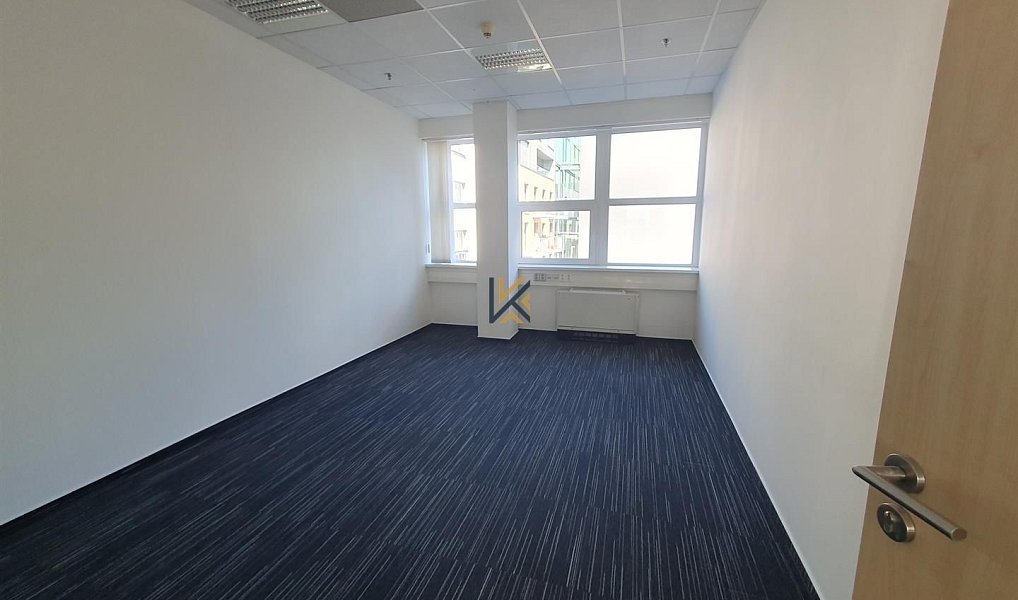 Pronájem kanceláře 576 m², Praha – náhled fotky 5