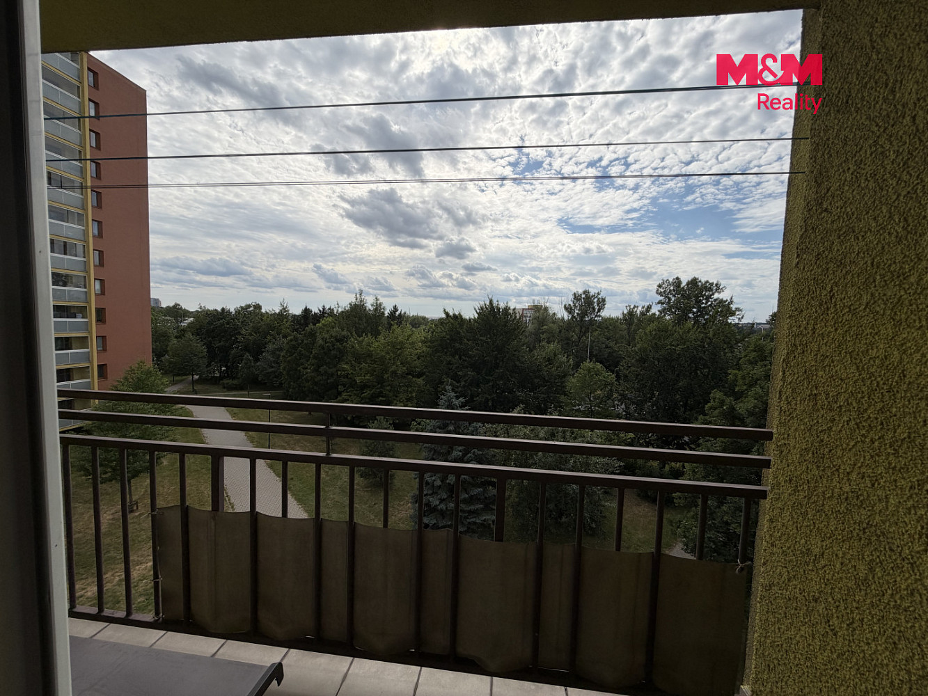 Pronájem bytu 1+kk 28 m² - Więcej