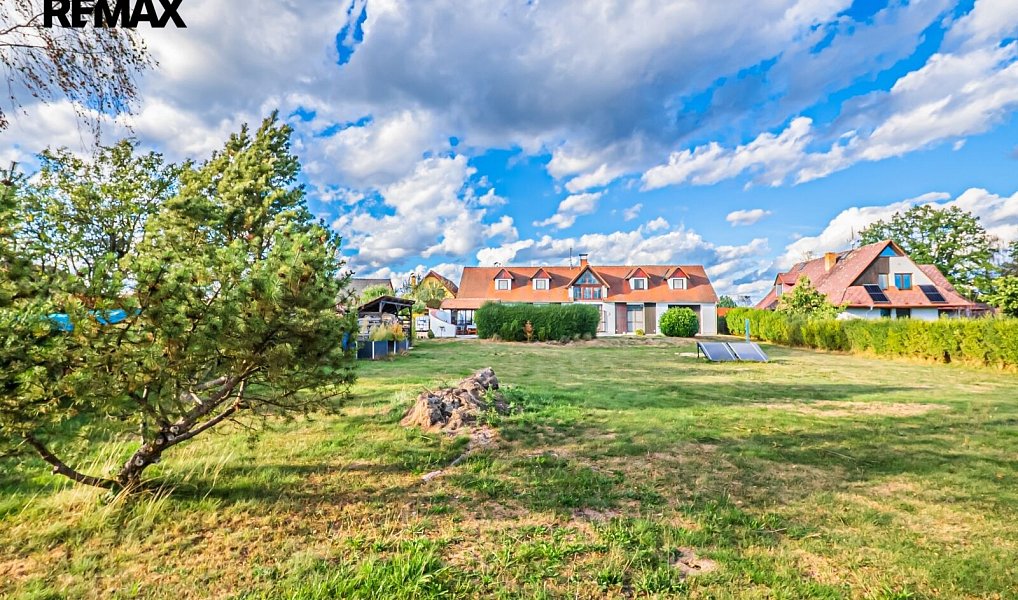 Prodej domu 271 m² s pozemkem 3 206 m², Hrachoviště – náhled fotky 39