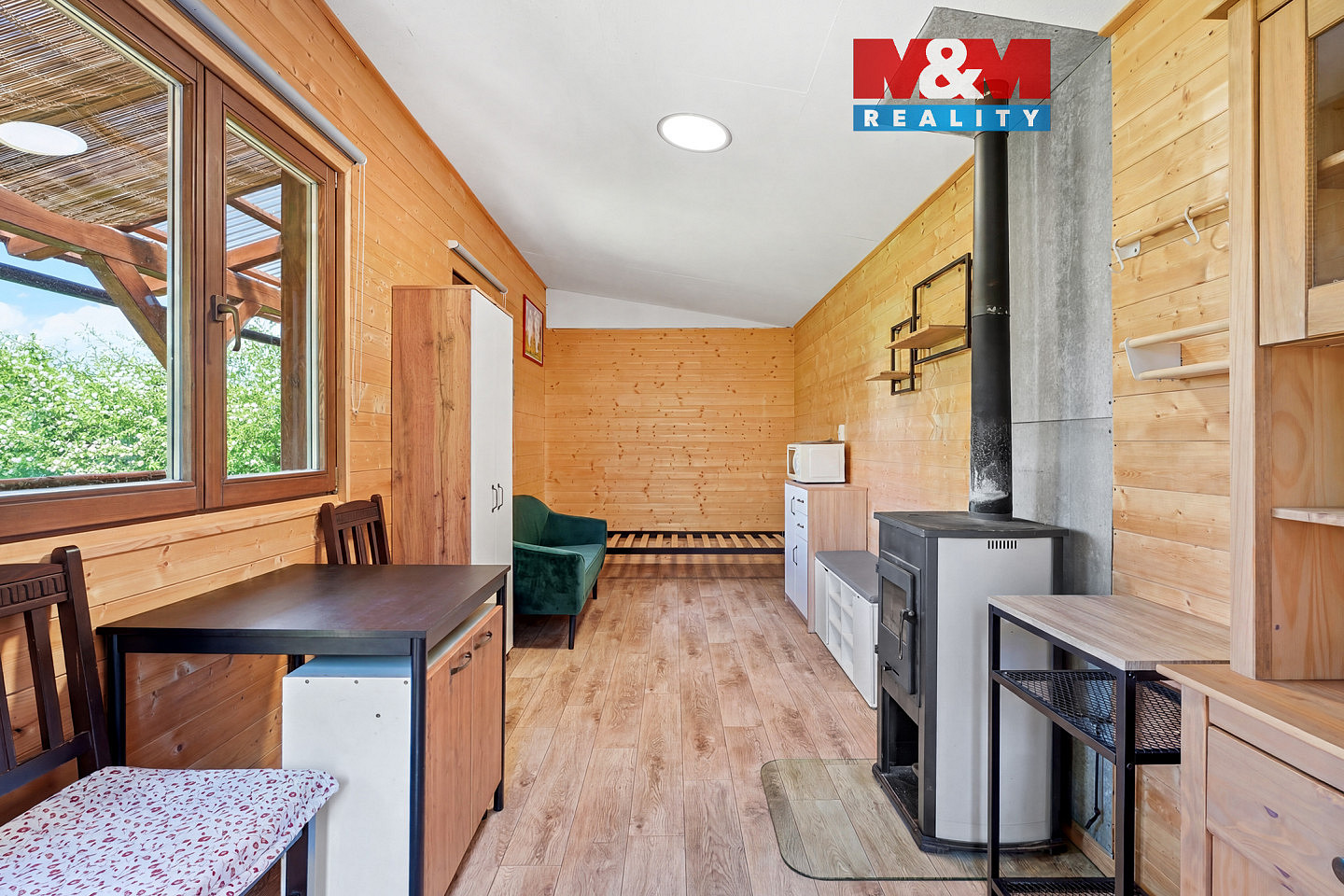 Prodej chaty/chalupy 24 m² s pozemkem 400 m²