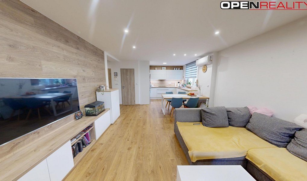 Prodej bytu 3+1 86 m², Strážnice – náhled fotky 2