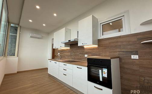 Prodej bytu 3+kk 55 m², Montesilvano, Provincia di Pescara, Itálie