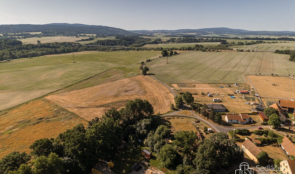 Prodej stavebního pozemku 1 378 m², Odrava – náhled fotky 3