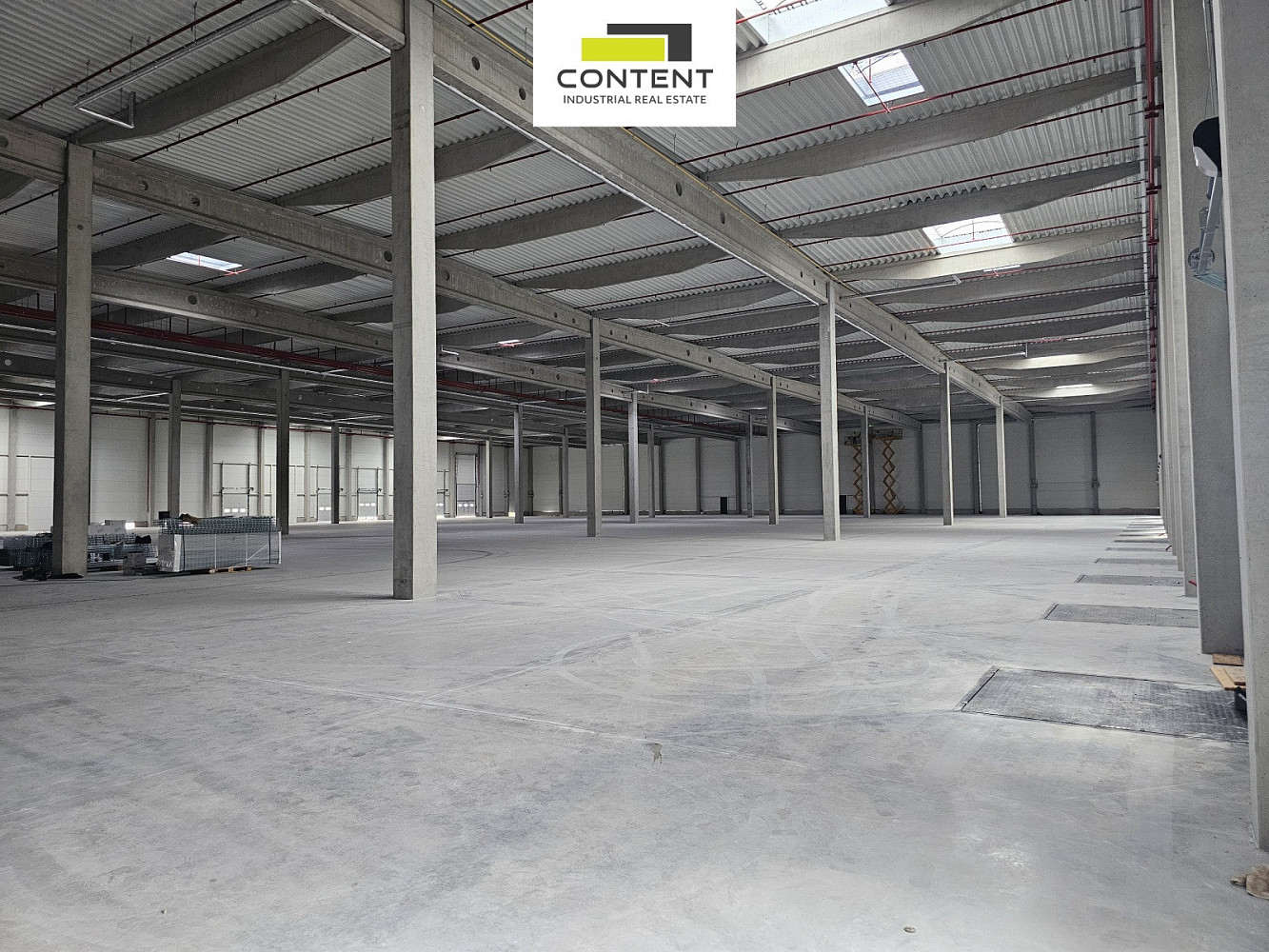 Pronájem výrobních prostor 2 300 m²