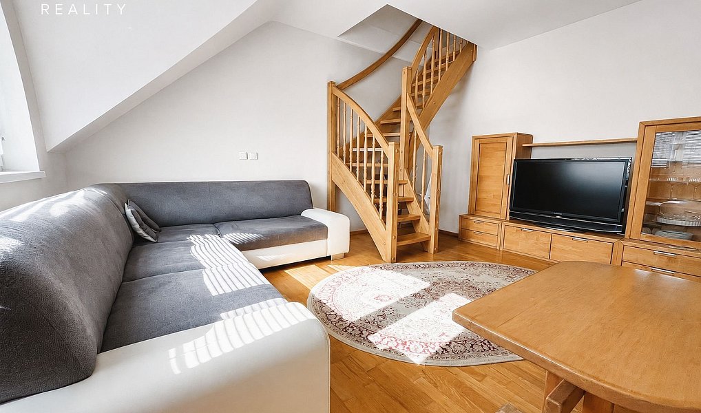 Prodej bytu 3+1 78 m², Plzeň – náhled fotky 3