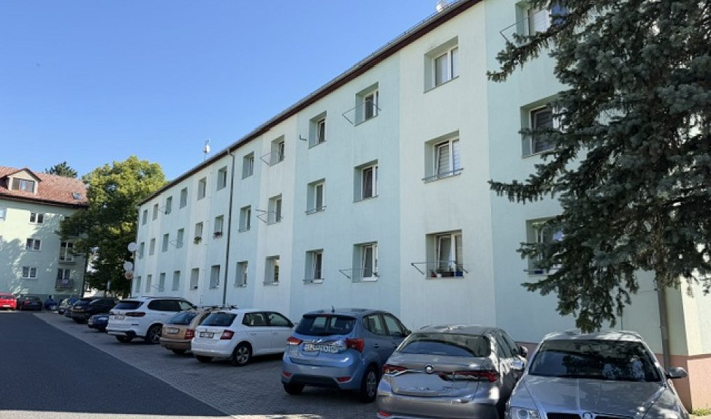 Prodej bytu 2+1 43 m², Stochov – náhled fotky 16