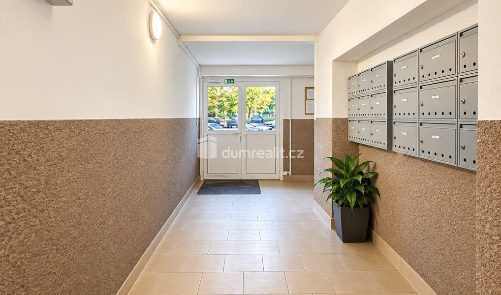 Pronájem bytu 3+1 70 m², Bílina – náhled fotky 10