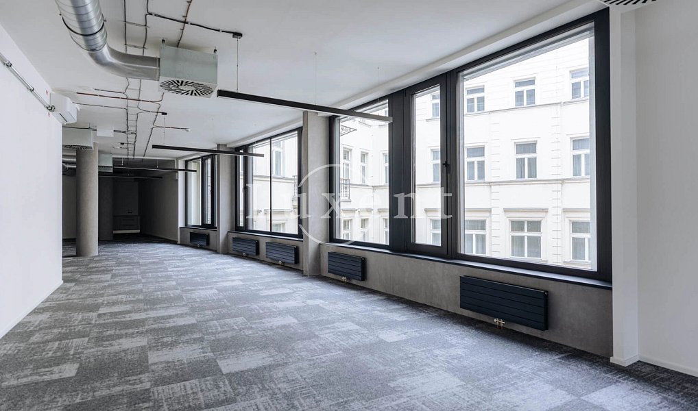 Pronájem kanceláře 287 m², Praha – náhled fotky 3