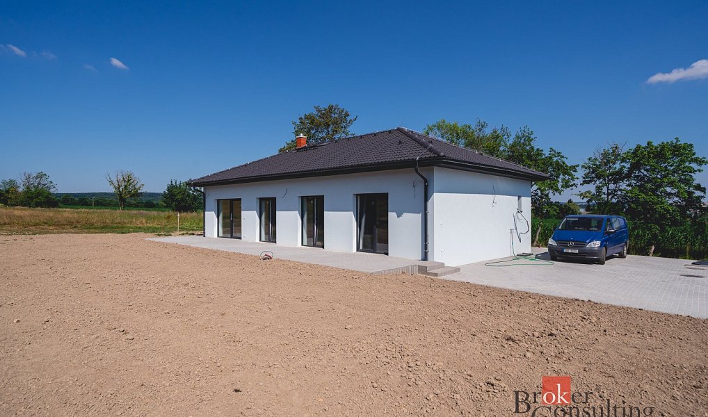 Prodej domu 152 m² s pozemkem 935 m², Kamenný Újezd – náhled fotky 22