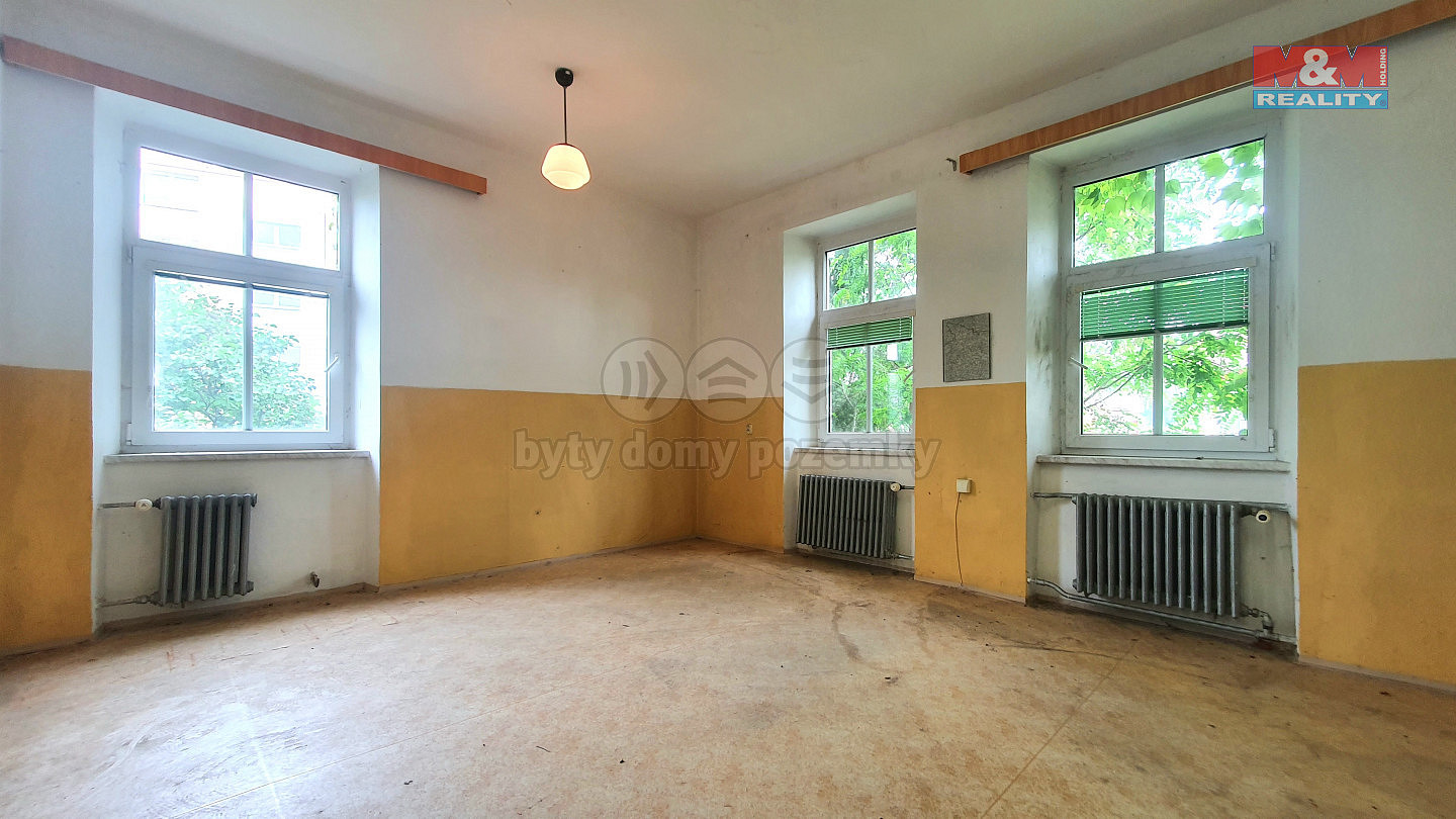 Prodej domu 274 m² s pozemkem 930 m² – fotografie 2