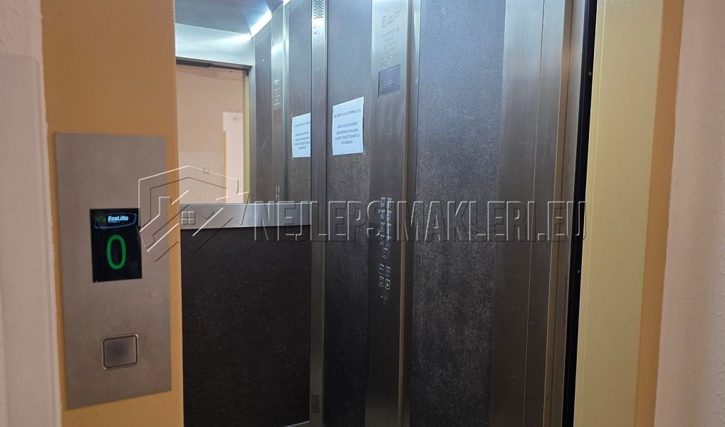 Prodej bytu 4+1 84 m², Praha – náhled fotky 24