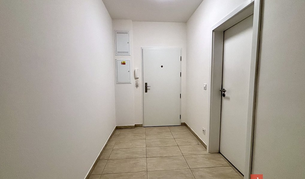 Pronájem bytu 2+kk 61 m², Praha – náhled fotky 11