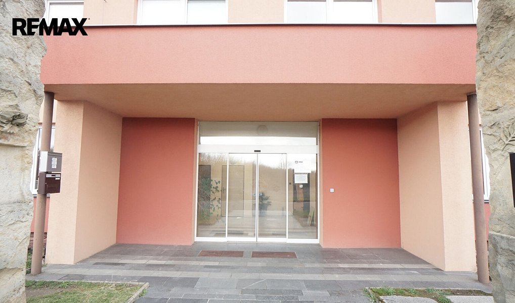 Pronájem kanceláře 407 m², Praha – náhled fotky 24